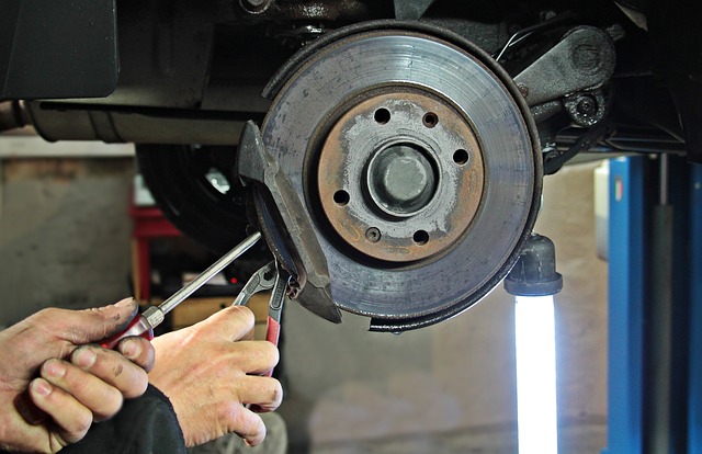auto-repair-shop-1954636_640.jpg