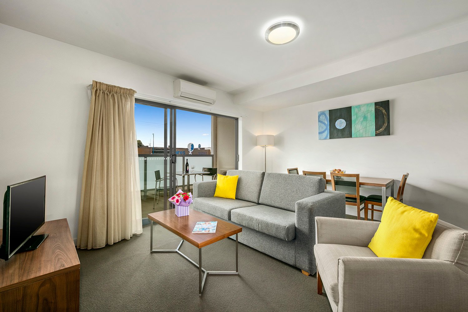 Quest-Dubbo-One-Bedroom-Executive.jpg