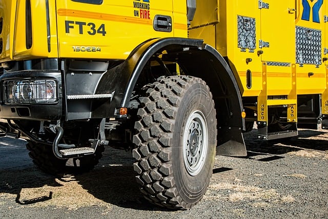 truck-879249_640.jpg