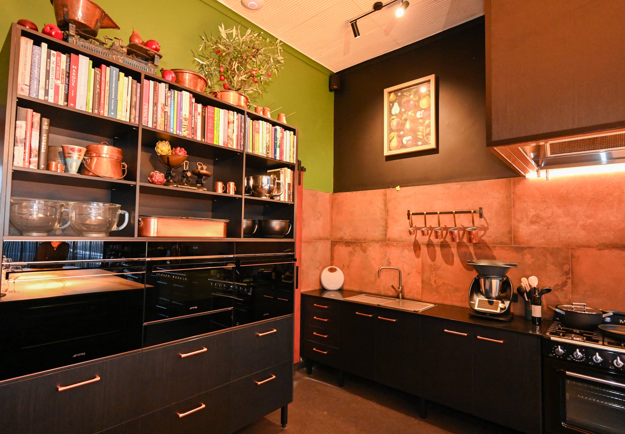 12-Kirbys-Atelier-de-Cuisine-Steams-and-Blast-Chiller-1