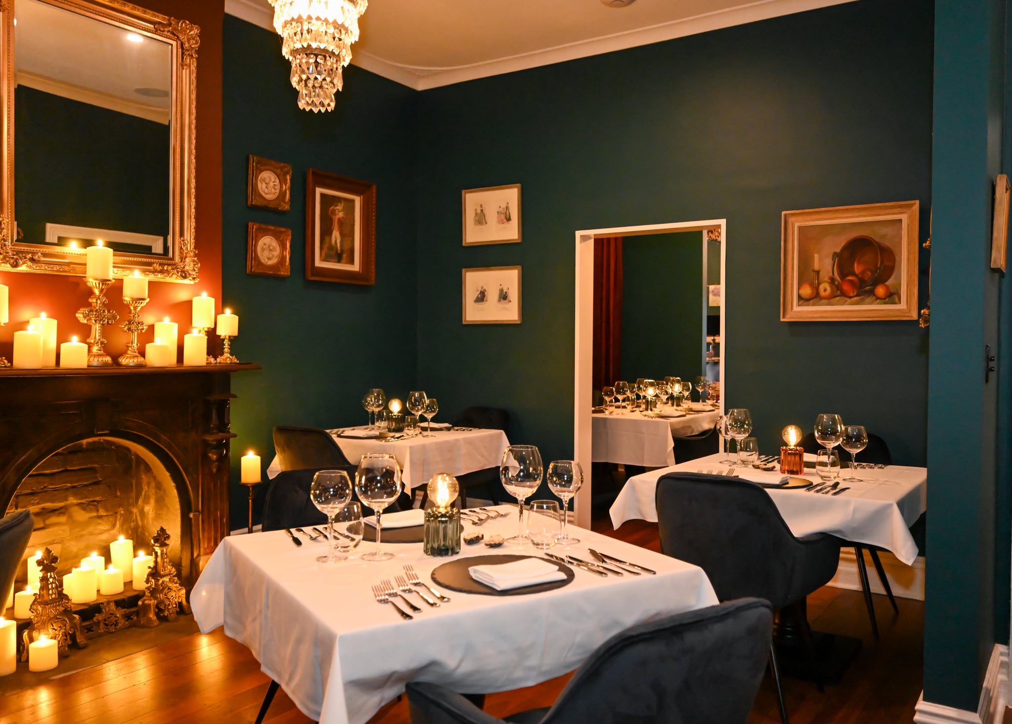 8-Kirbys-Atelier-de-Cuisine-Restaurant-Dining-Room-1-1