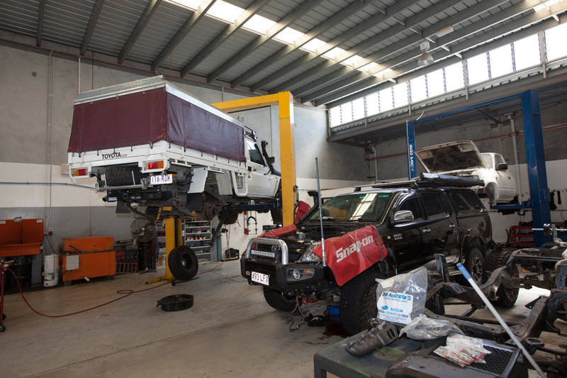 4x4-Excellence-Brendale-Mechanic-42