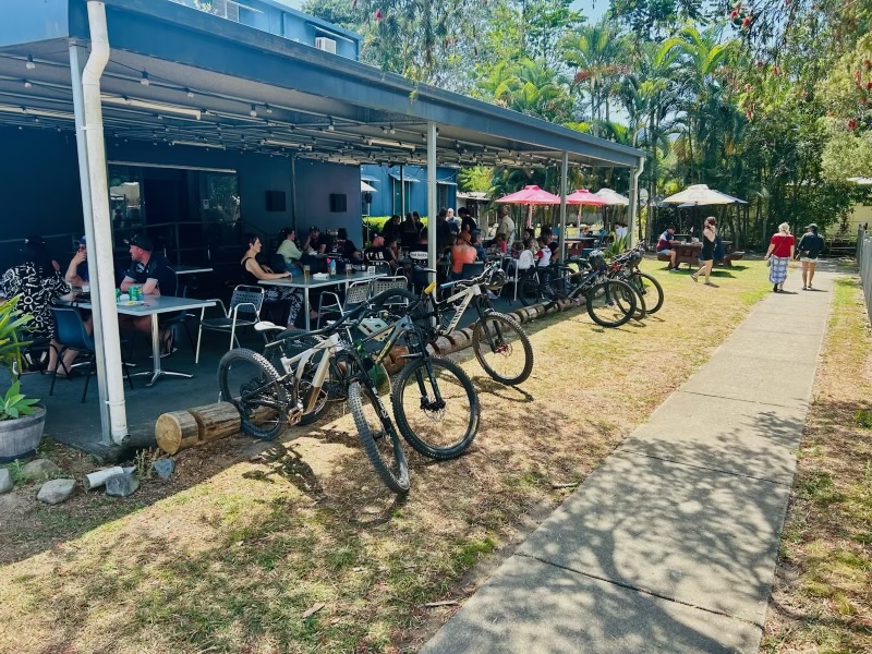 Outdoor-Area-busy-with-mountain-bikes-2