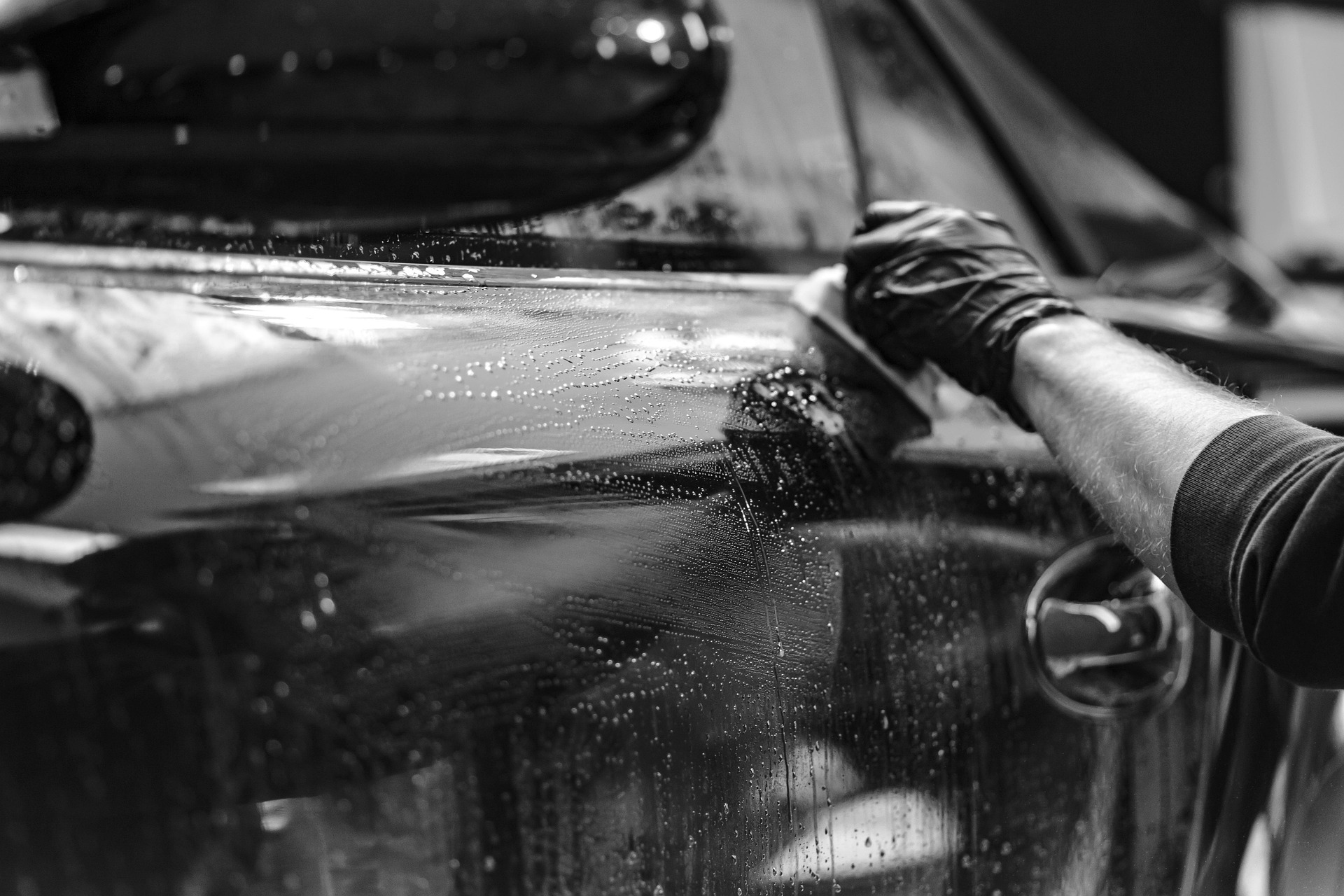Car-washing-black-and-white-image